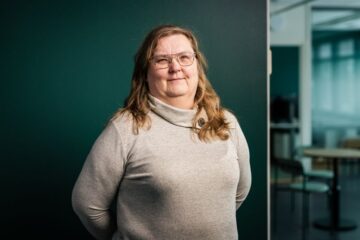 Sari Junnola, Isännöitsijä